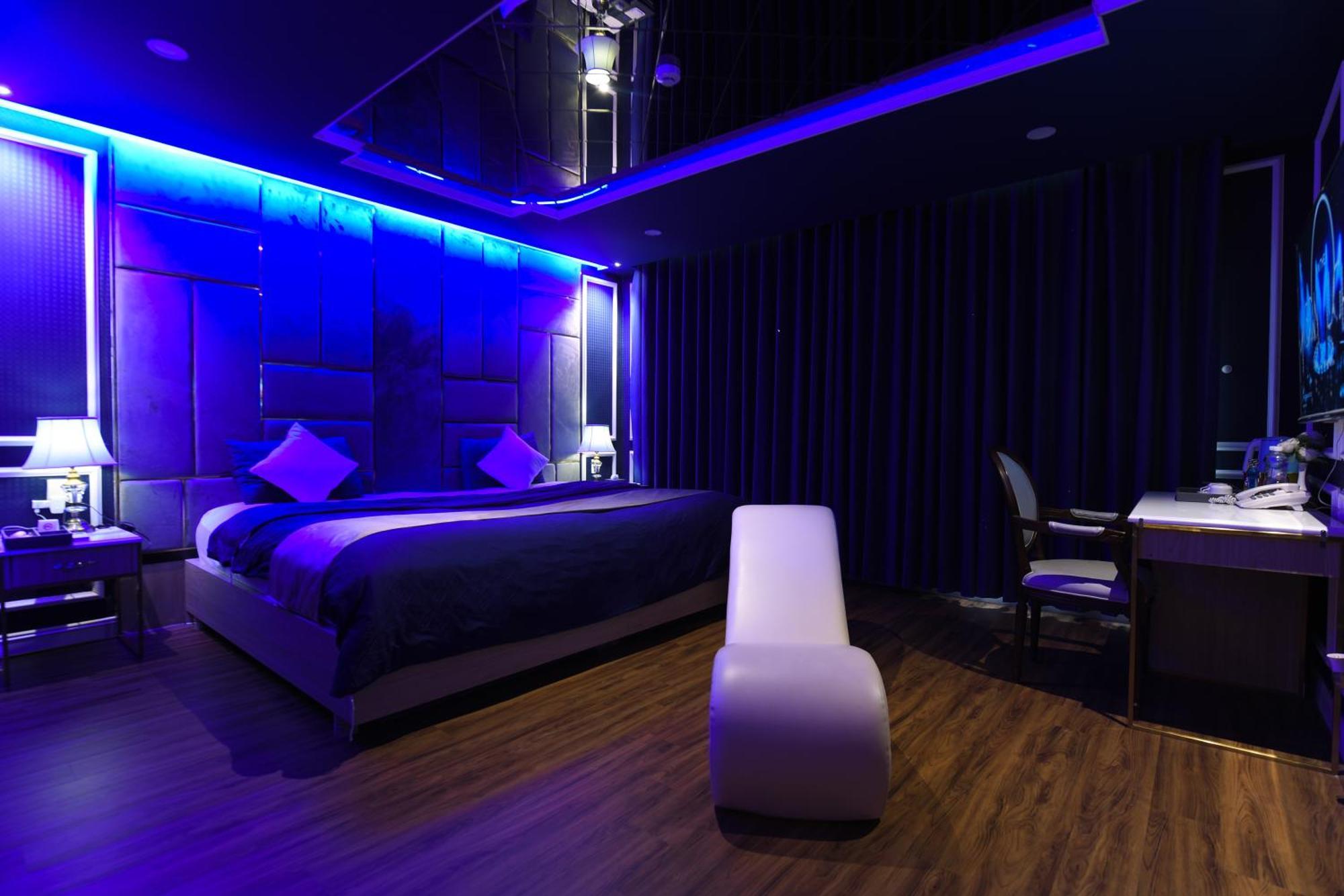 Chiic House 1 - Khach San Tinh Yeu Hotel Дананг Екстериор снимка