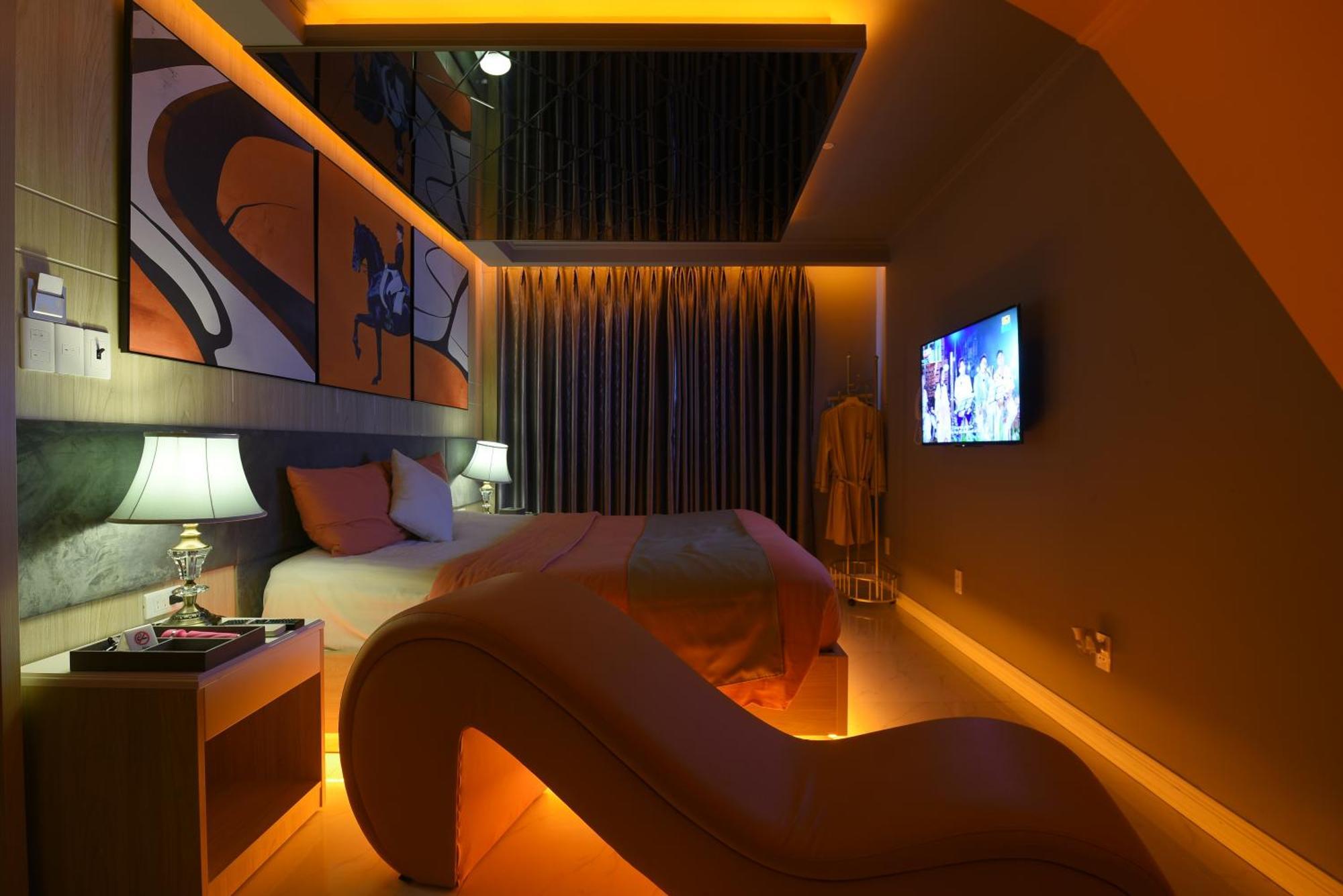 Chiic House 1 - Khach San Tinh Yeu Hotel Дананг Екстериор снимка