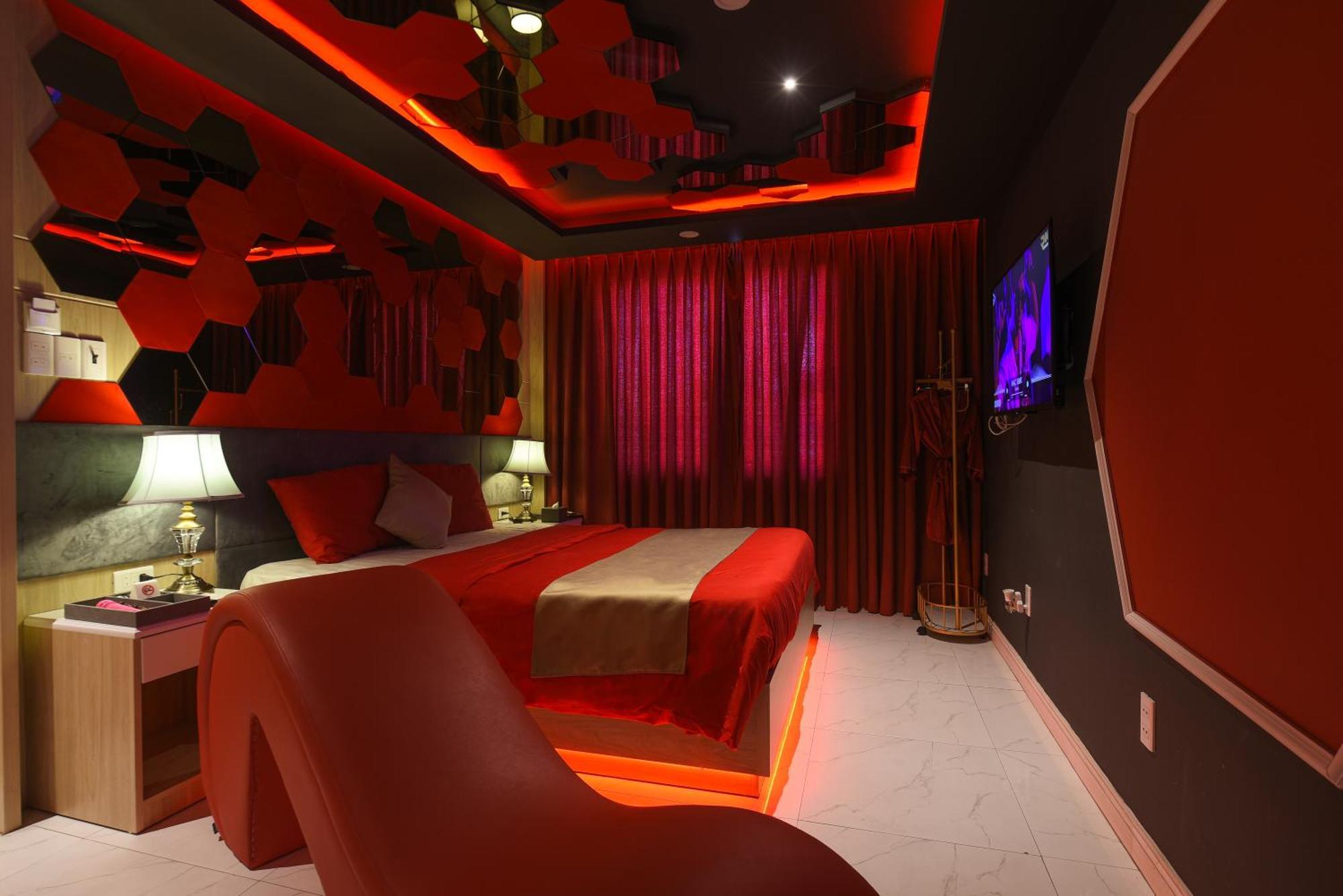Chiic House 1 - Khach San Tinh Yeu Hotel Дананг Екстериор снимка