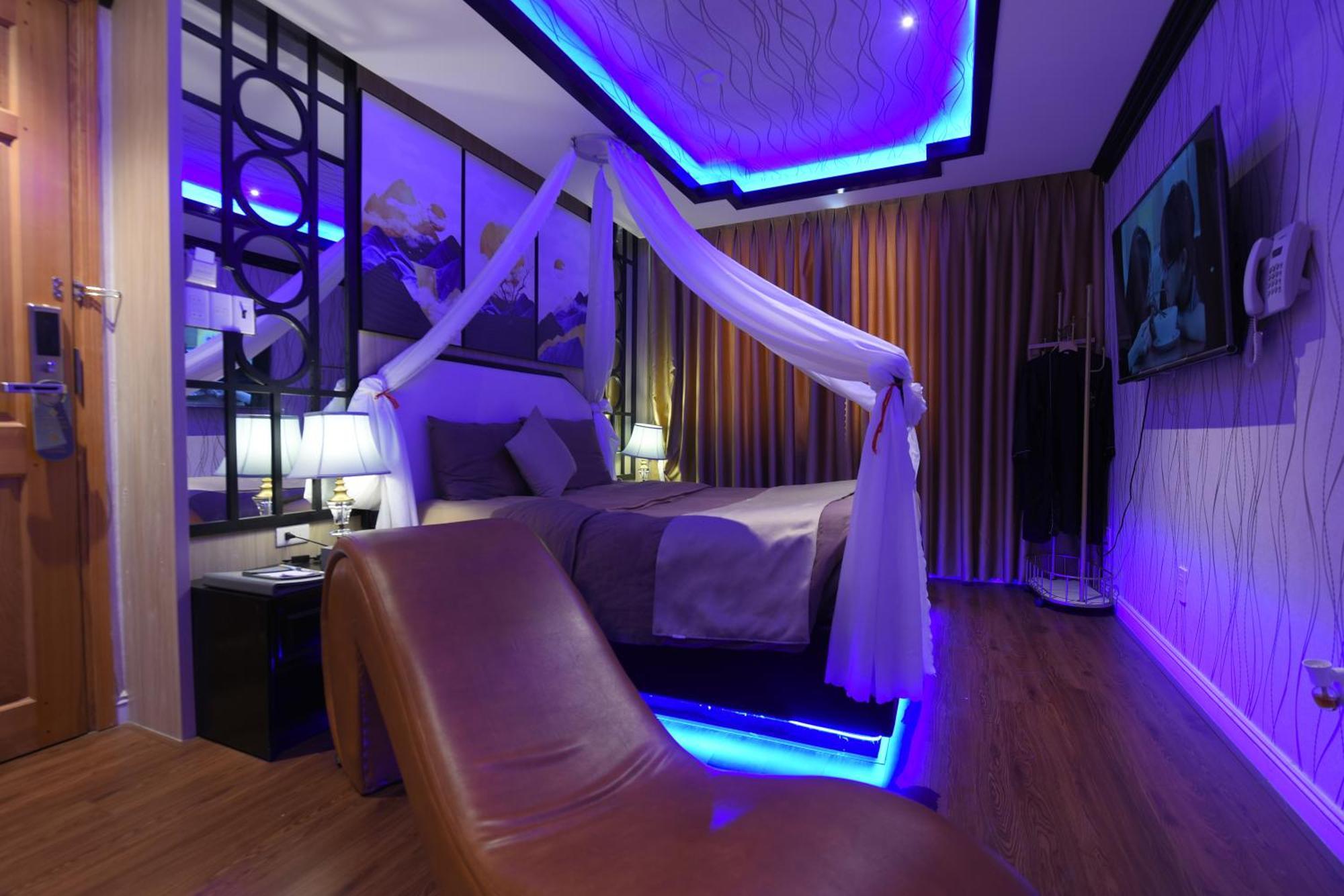 Chiic House 1 - Khach San Tinh Yeu Hotel Дананг Екстериор снимка